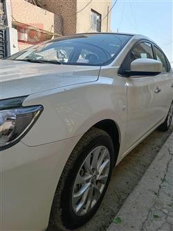 نيسان سيلفي